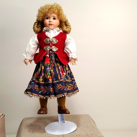 RARE Heidi Vintage Doll by Wendy Dawton. #0017 / 2000. 1999 - Picture 3 of 11